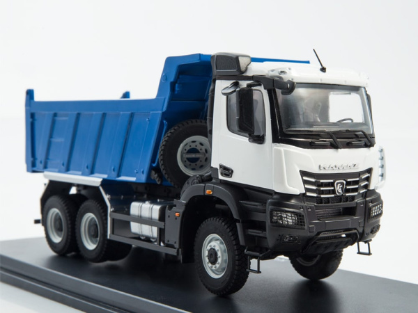 Модель КАМАЗ 65952 масштабная самосвал К5 в исполнении из пластика, смолы